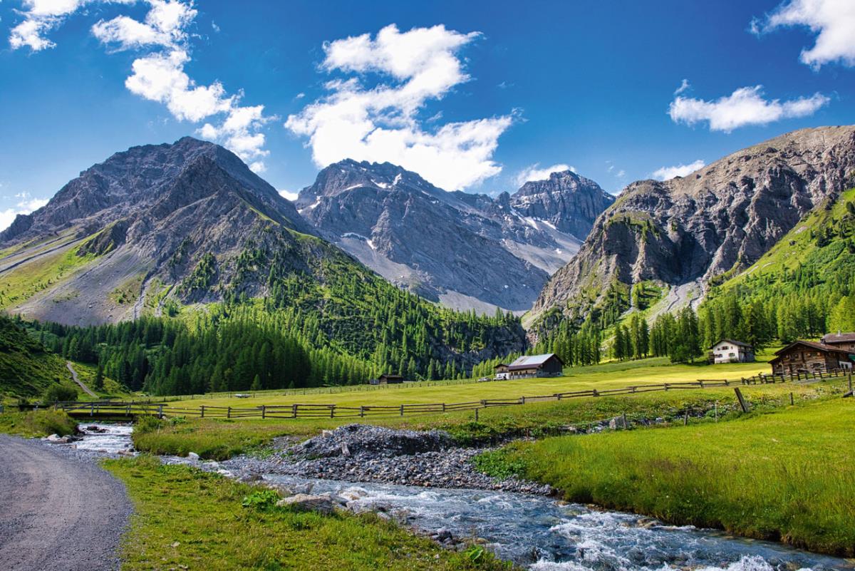 Schweizer Bergwelt um Davos